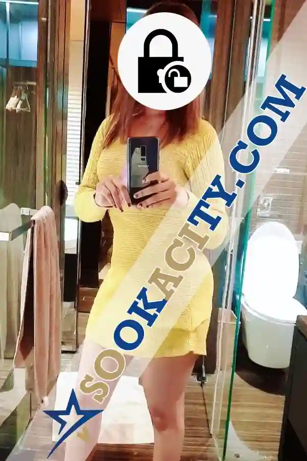 Saloni Escort
